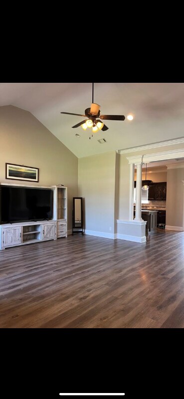 Foto del edificio - 3616 Cattle Crossing