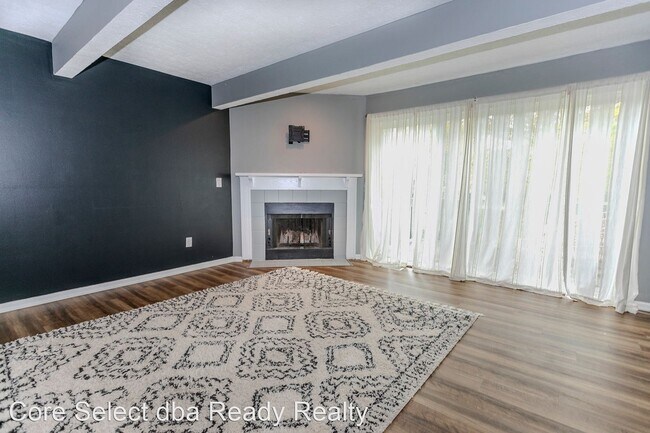 Building Photo - 2 br, 1.5 bath House - 6912 Avery Rd