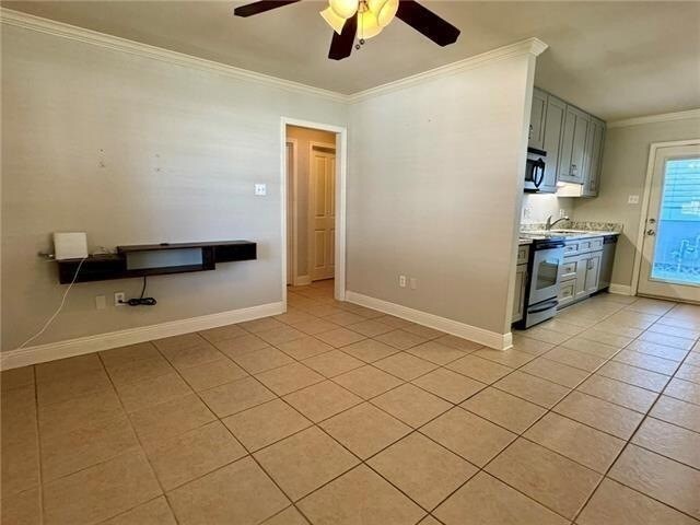 Foto del edificio - 6569 Center St