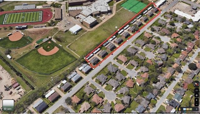 Foto del edificio - 5837 Shadydell Dr