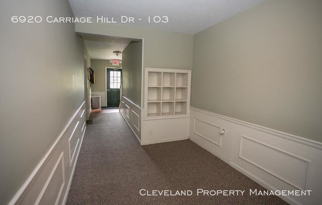 Building Photo - 2 bedroom in Brecksville OH 44141