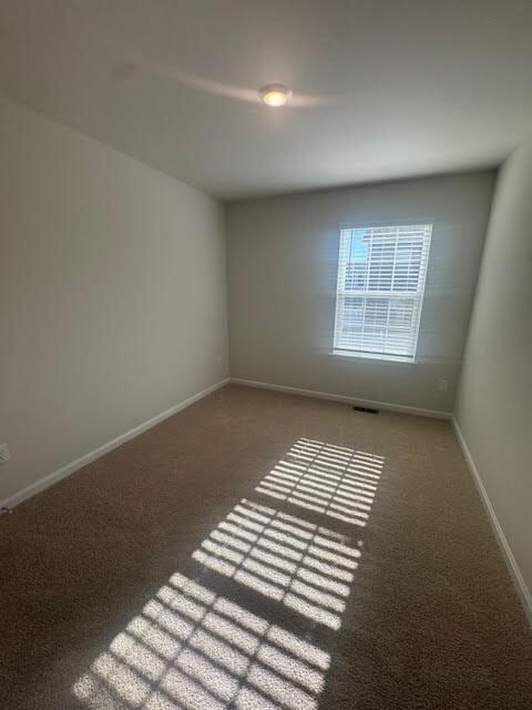 Building Photo - REDUCED PRICE & 1/2 Off First Month's Rent with move-in by 1/31/2026 "Spacious 3-Bedroom Townhous...