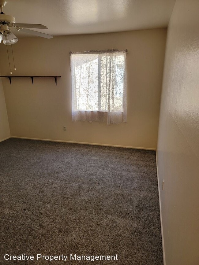 Building Photo - 2 br, 1 bath House - 626 E. Chapel St. Unit D
