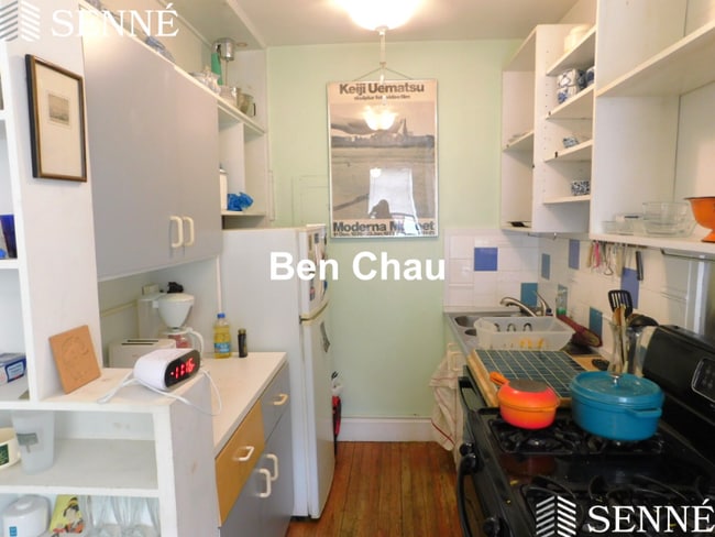 Building Photo - 36 Linnaean St