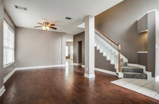 Foto del edificio - 3917 Silver Meadow Ln