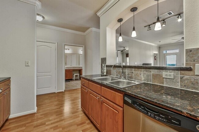 Foto del edificio - 1711 Old Spanish Trl