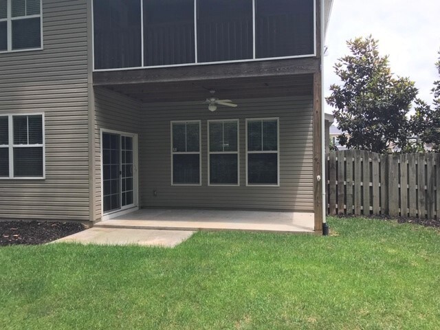 Photo - 804 Clover Fields Ln House