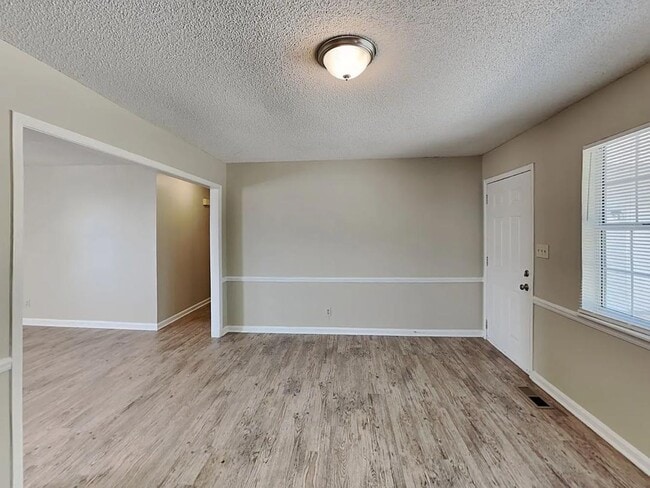 Building Photo - 210 Big Bear Ct