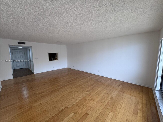 Foto del edificio - 5000 N Ocean Blvd