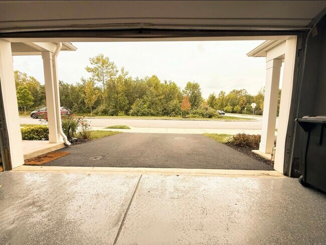 Foto del edificio - 119 Livingston Ln