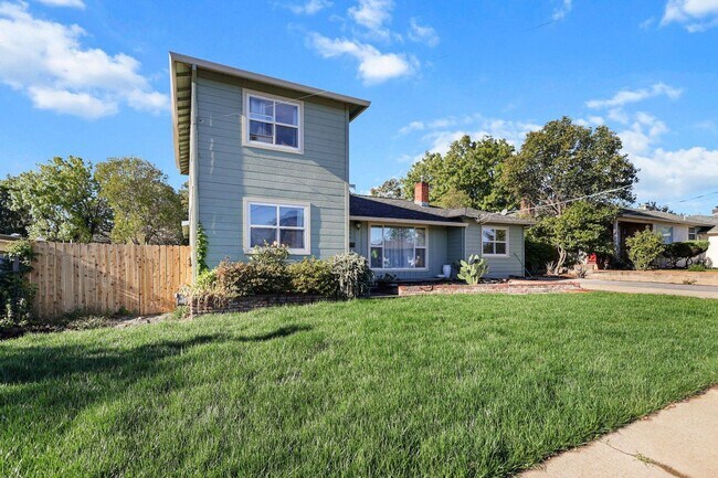 Foto del edificio - Large Family Home