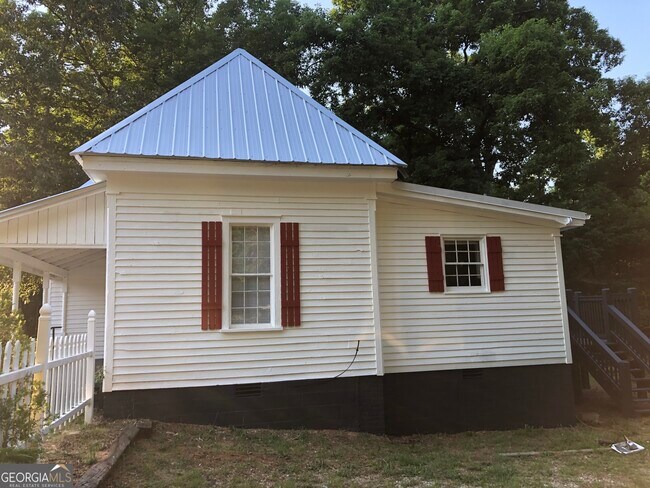 Foto del edificio - 164 Glenn Carrie Rd