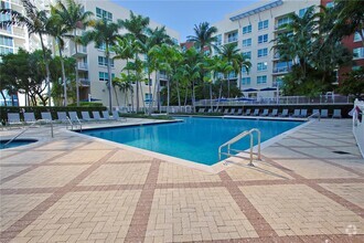 Building Photo - 2001 Biscayne Blvd