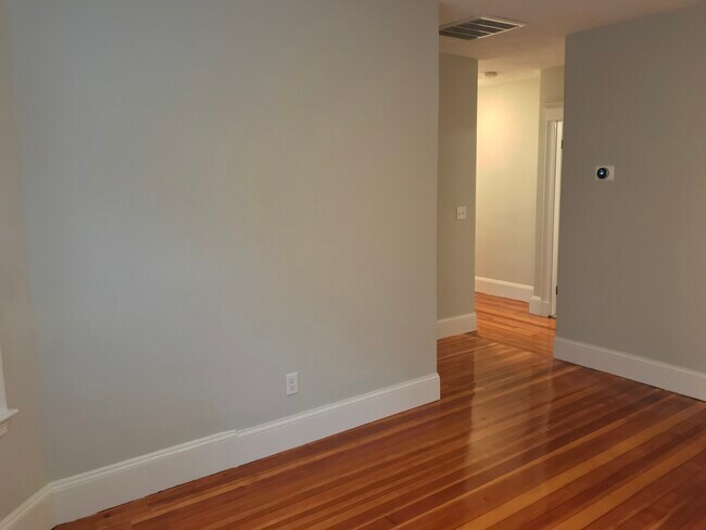 Foto del edificio - 305 Highland Ave
