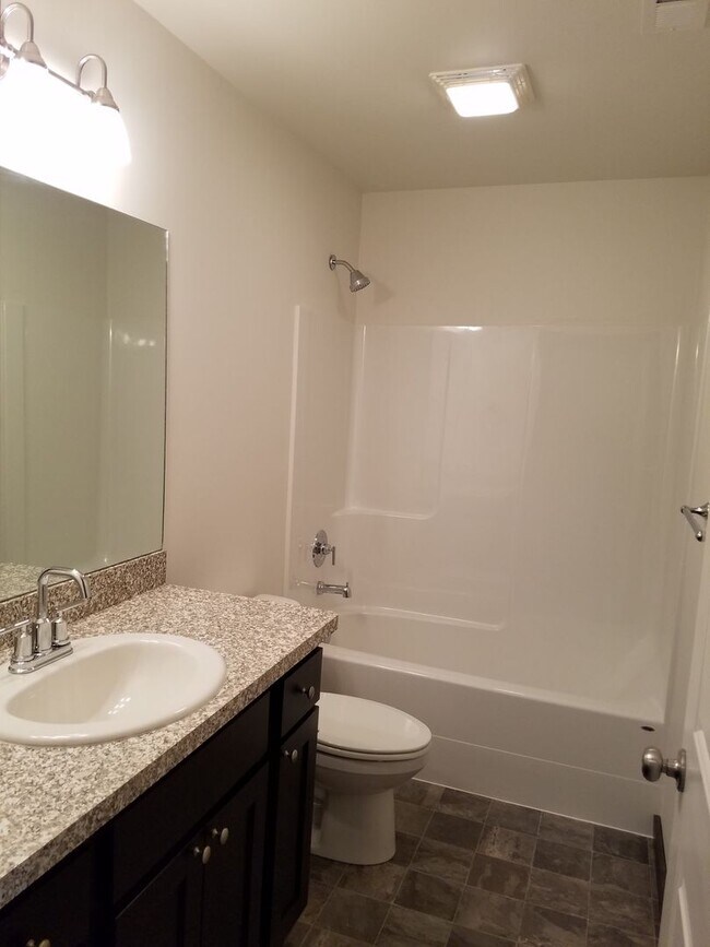 Foto del edificio - 1512 Butler Creek B