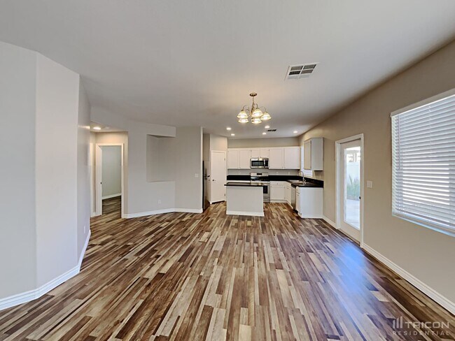 Foto del edificio - 6754 Cinnabar Coast Ln