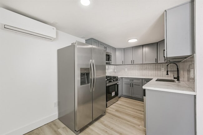 Foto del edificio - 4605 Norhill Blvd