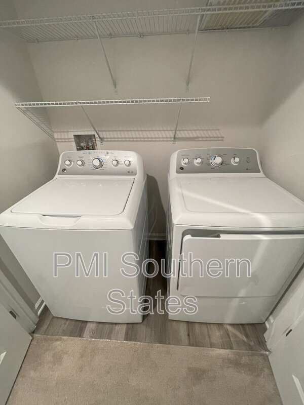 Building Photo - 231 Lehman Way