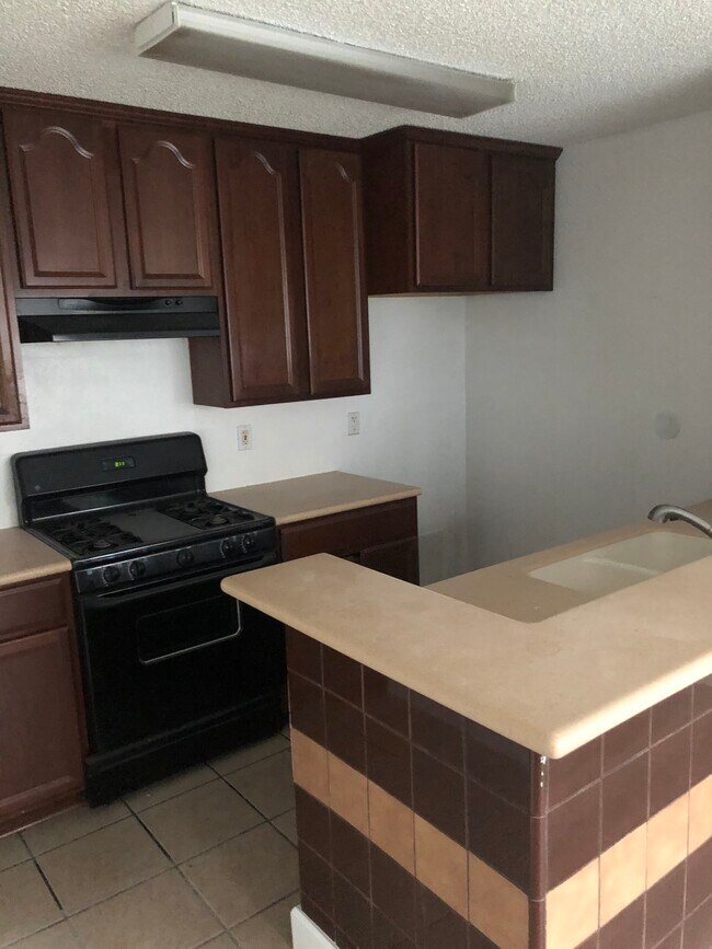 Foto del edificio - 15424 La Mirada Blvd