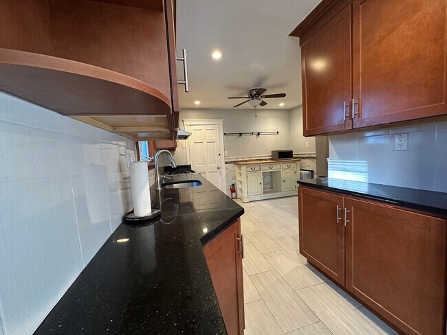 Building Photo - 101 Colborne Rd