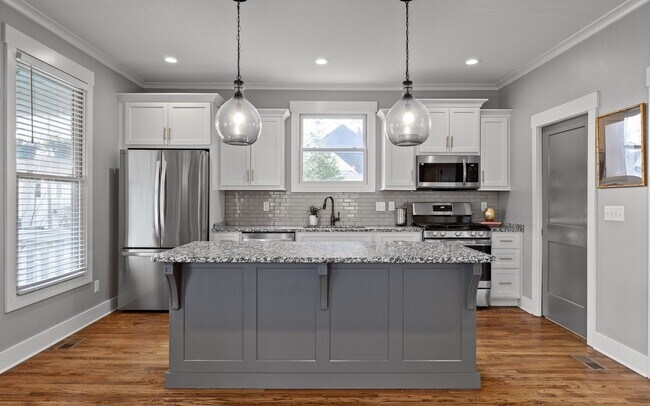 Foto del edificio - 5303 Saint Elmo Ave