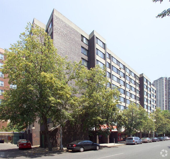 Building Photo - 115-185 Dwight St