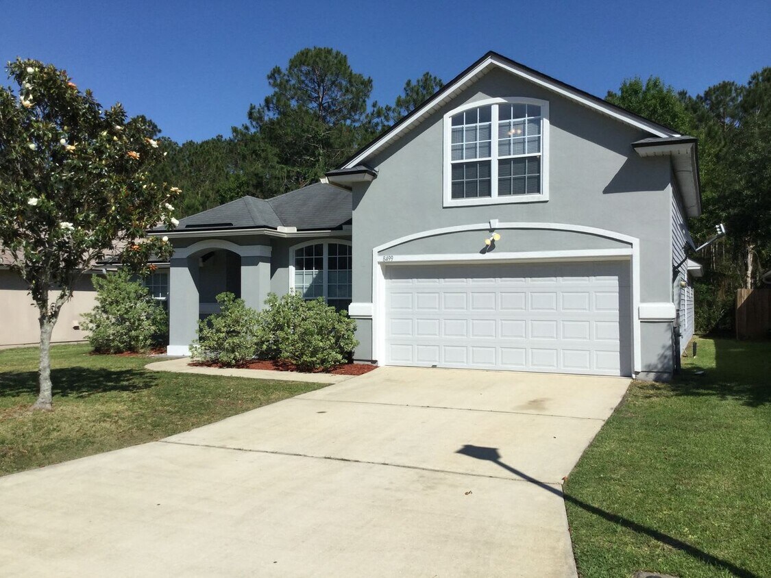 Foto principal - 8499 Beresford Ln