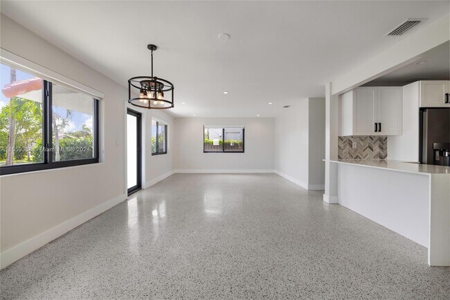 Foto del edificio - 2539 SW 20th St