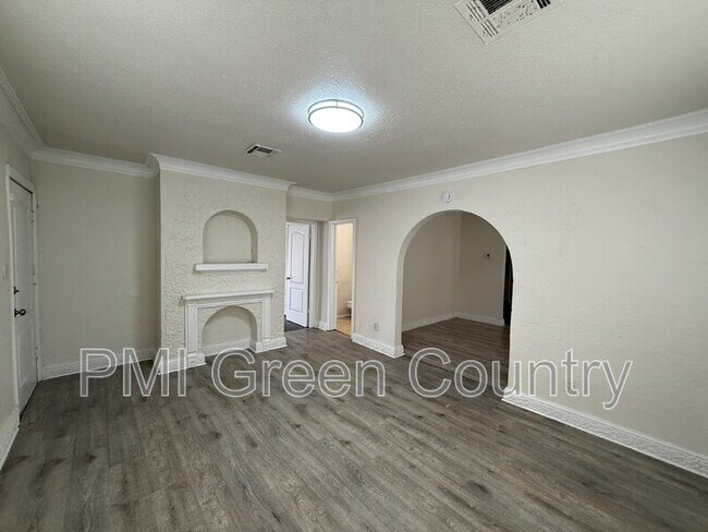 Foto del edificio - 1447 N Lewis Pl