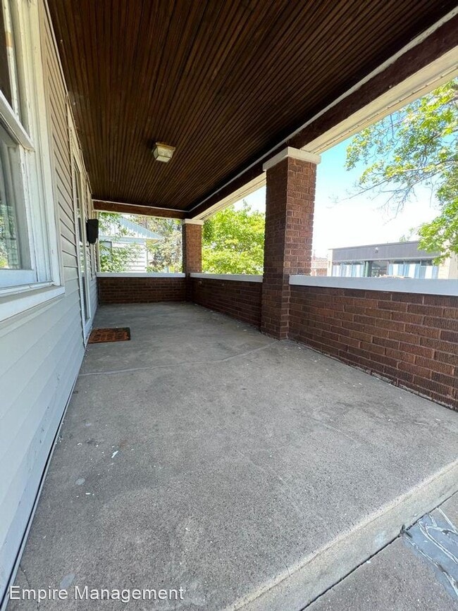 Building Photo - 3 br, 1 bath House - 3112 Mishawaka Avenue
