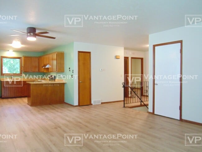 Foto del edificio - 2353 Remington Rd