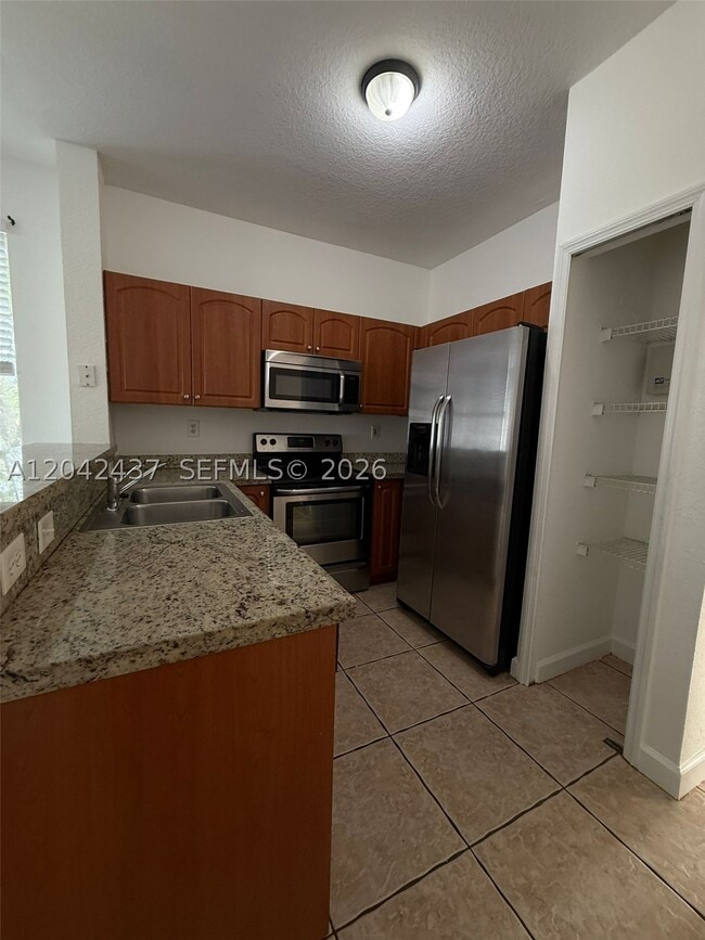 Building Photo - 17640 NW 73rd Ave