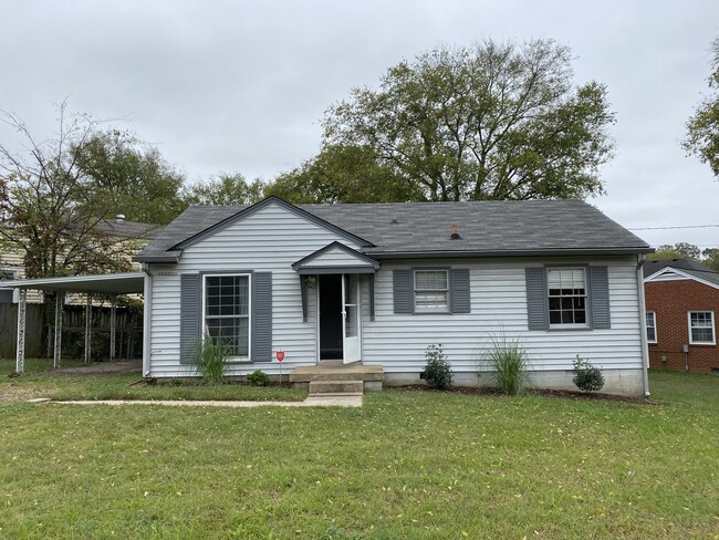 Building Photo - 642 Westboro Dr