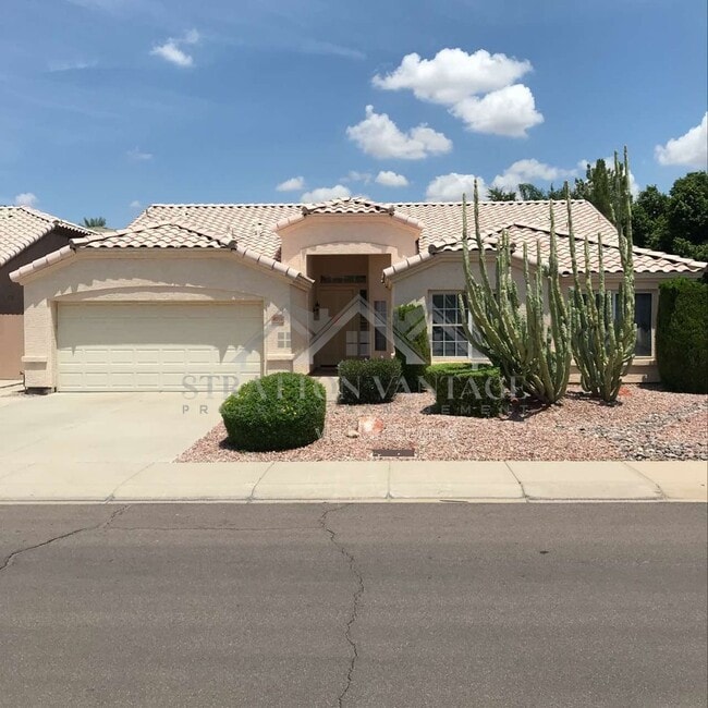 Building Photo - 6714 W Wahalla Ln