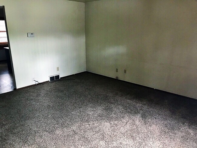 Foto del edificio - 10830 W Florist Ave