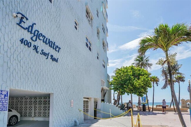 Foto del edificio - 400 N Surf Rd