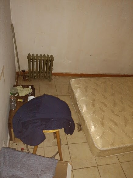 Bedroom - 930 Belmont Ave