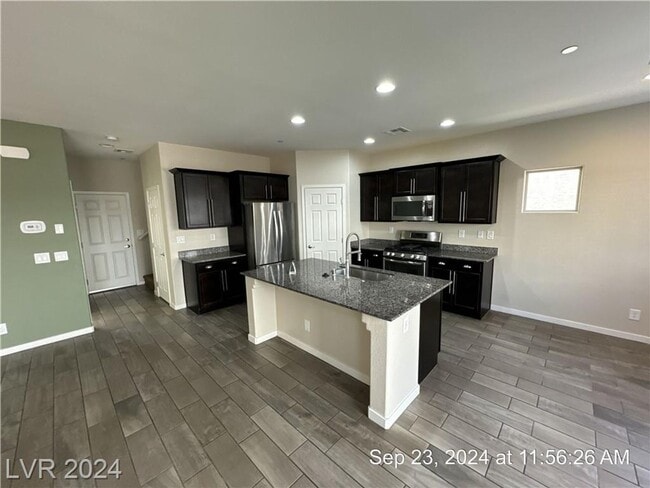 Foto del edificio - GREEN VALLEY BEAUTY WITH AWESOME FLOORPLAN