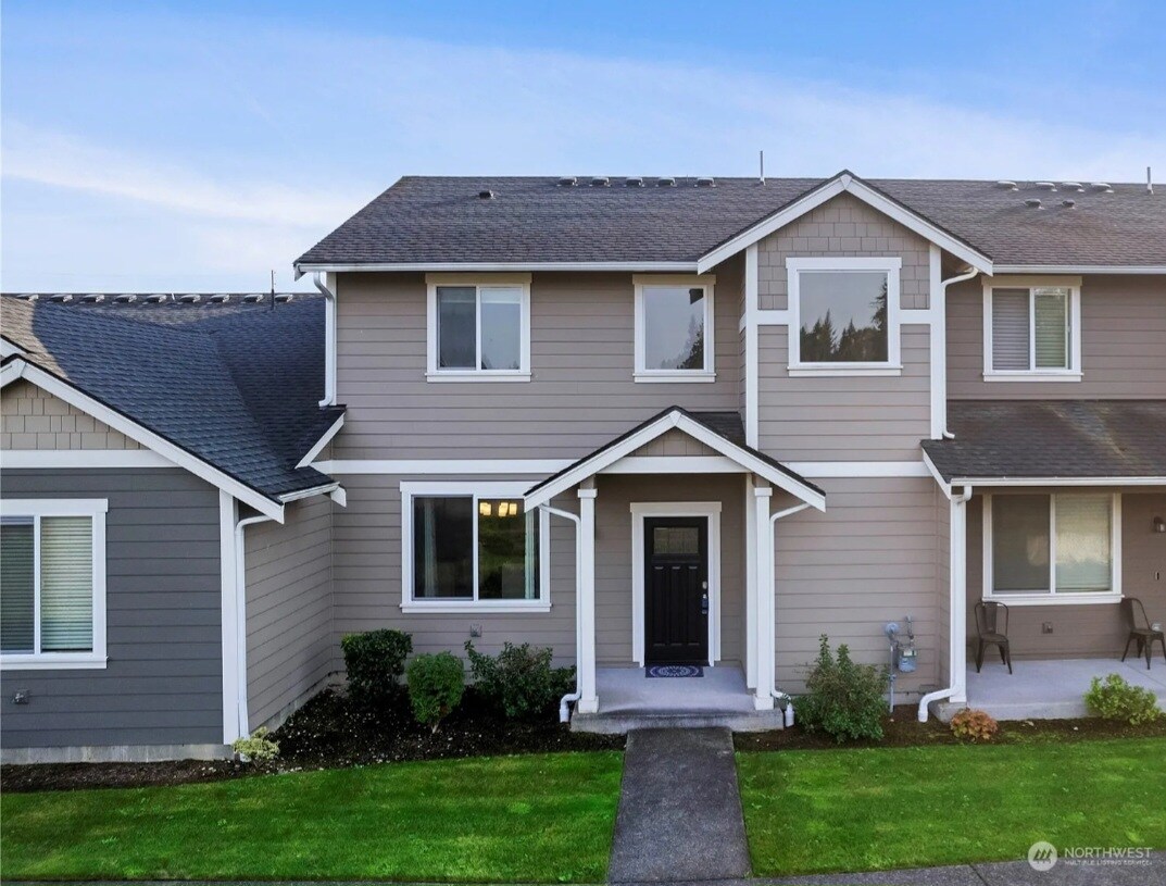 Primary Photo - 8319 174th Street Ct E