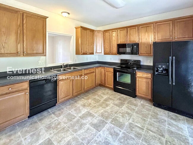 Foto del edificio - 6700 W Davista Ave