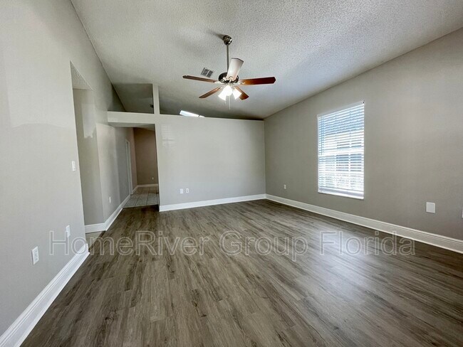 Building Photo - 7834 Chadwick Dr