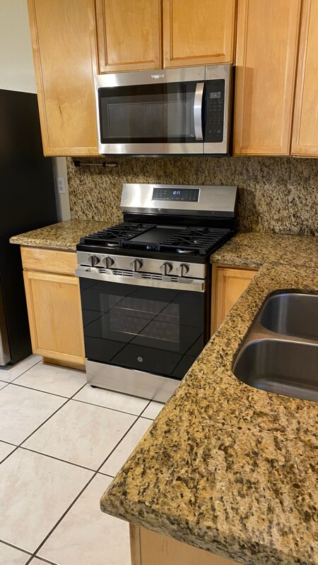 Foto del edificio - 423 Colorado Ave