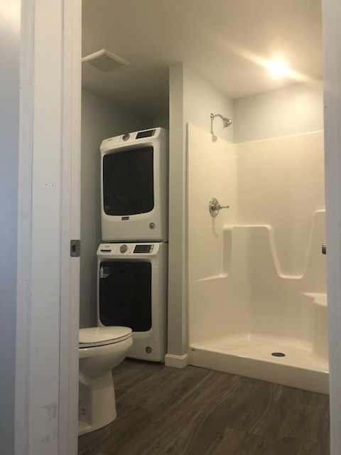 Bathroom - 205 Main St