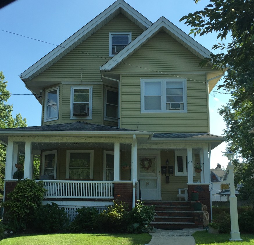 157 Chestnut Street, Montclair - 157 Chestnut St