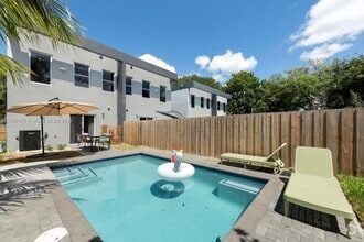 Building Photo - 5125 NW 5th Ave