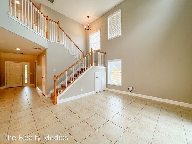 Building Photo - 4 br, 5 bath House - 2251 Victoria Dr