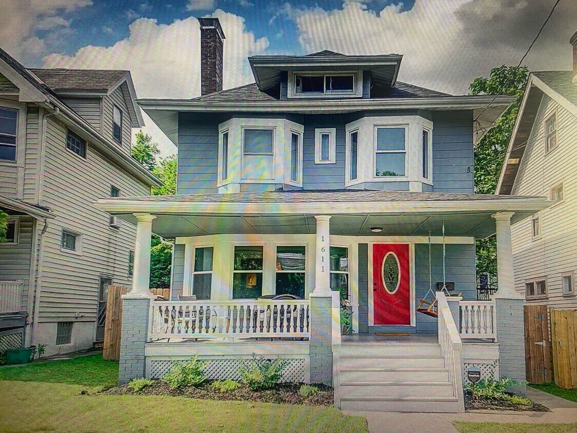 Primary Photo - 1611 Clarewood Ave