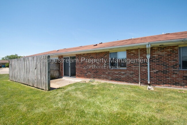 Building Photo - 4545 Wayne Meadows Cir