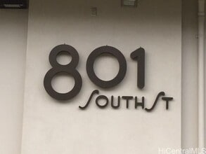 Building Photo - 801 South St