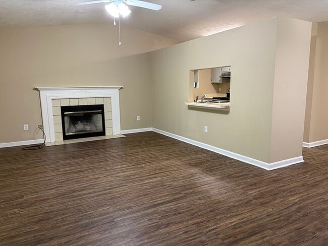 Building Photo - 1500 Belmont Trace